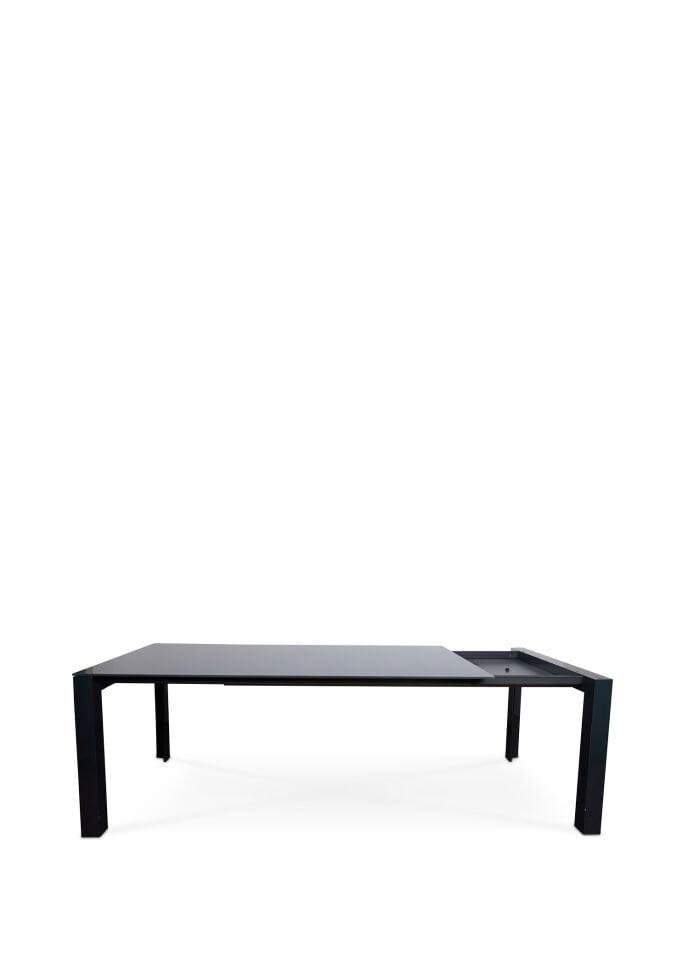 Ligne Roset Yemek Masası