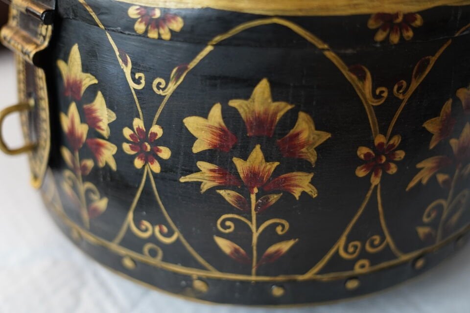 Anantaya Tasarımı Kapaklı El Boyaması Kutu Büyük Boy