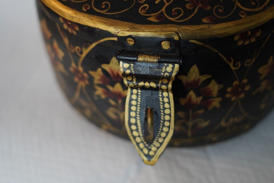 Anantaya Tasarımı Kapaklı El Boyaması Kutu Büyük Boy