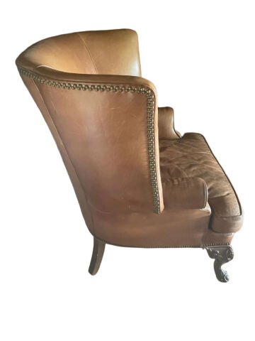 Century Furniture Industries Deri Berjer