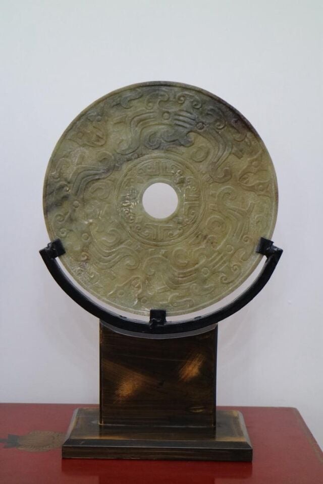 Yeşim Taşı, Çin Bi Disk