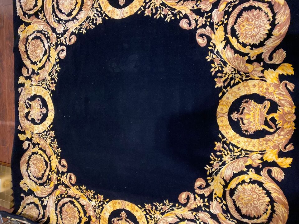 Versace Home Neo-Baroque Stilinde, Siyah Bej Halı