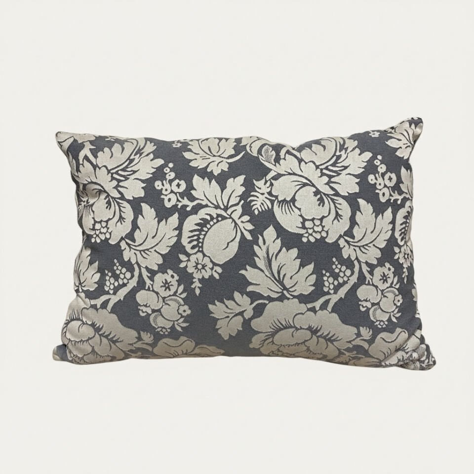 Yastık - Yastık by Rıfat Özbek