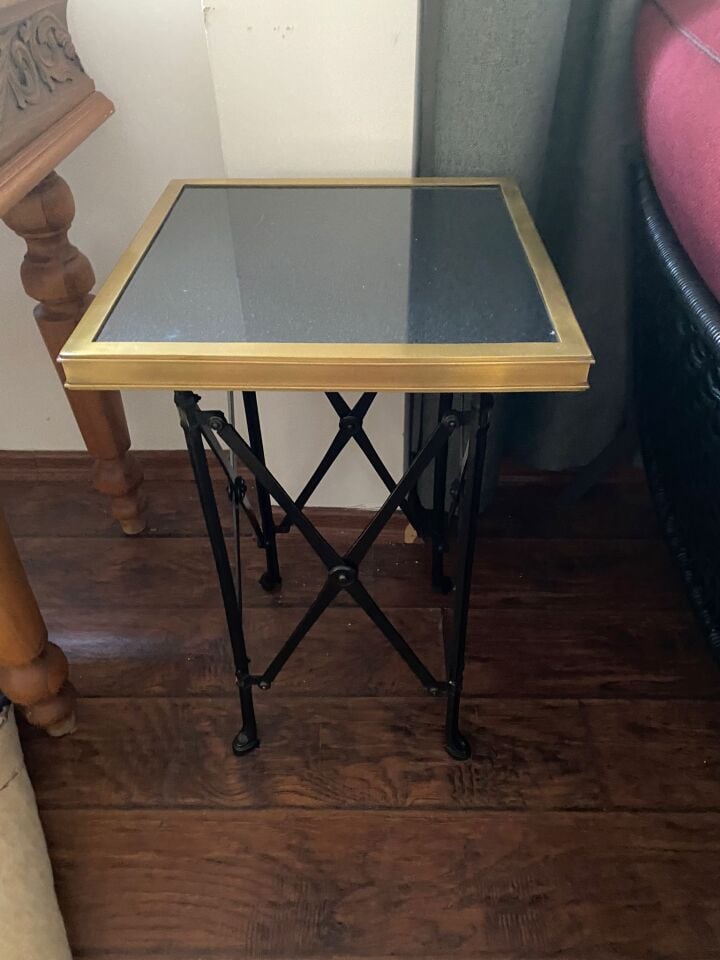 Mis en Demeur Geridon Montaigne Pirinç Granit Çift Sehpa