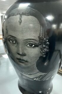 Le Muse di Francesca ''Africa'' ​​ Kapaklı Kallavi Küp